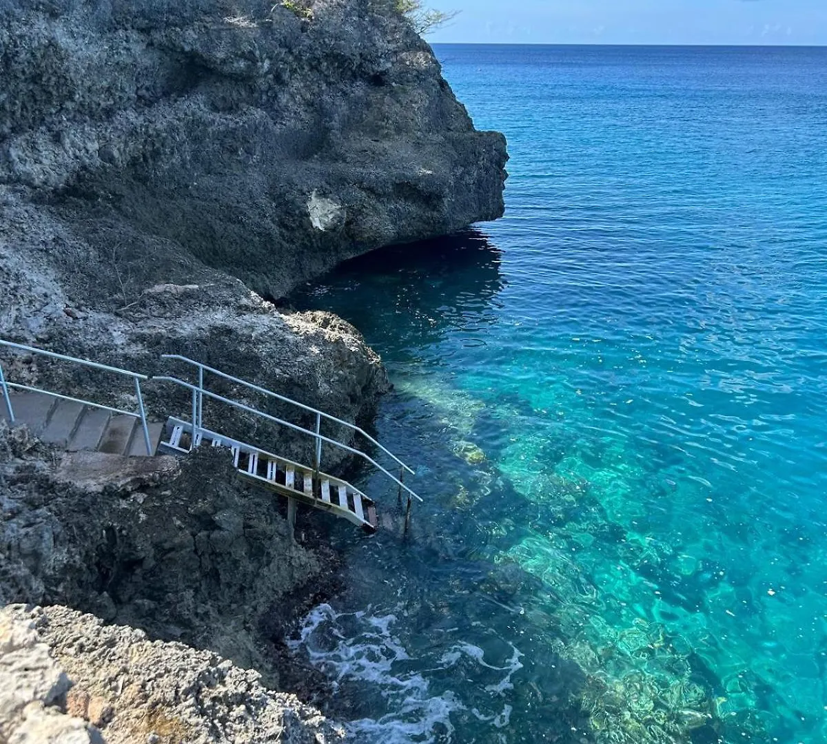 Punta Azul Daire Westpunt